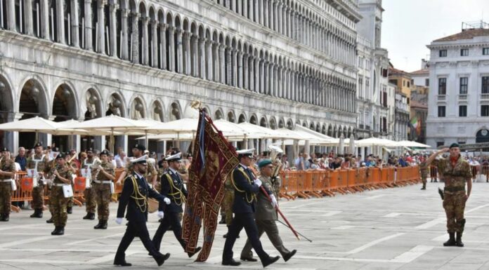 In piazza San Marco i 40 anni dei lagunari