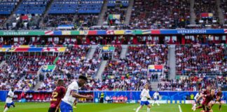 Un autogol manda ai quarti la Francia, Belgio fuori