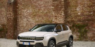 Jeep Avenger nel primo semestre 2024 il Suv più venduto in Italia