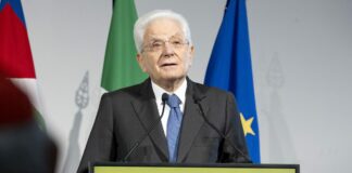 ماتاريلا: الديمقراطية لا تُقهر إلى الأبد