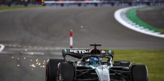 Russell in pole a Silverstone davanti a Hamilton, male le Ferrari