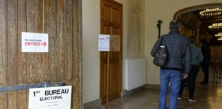 La Francia al voto per i ballottaggi