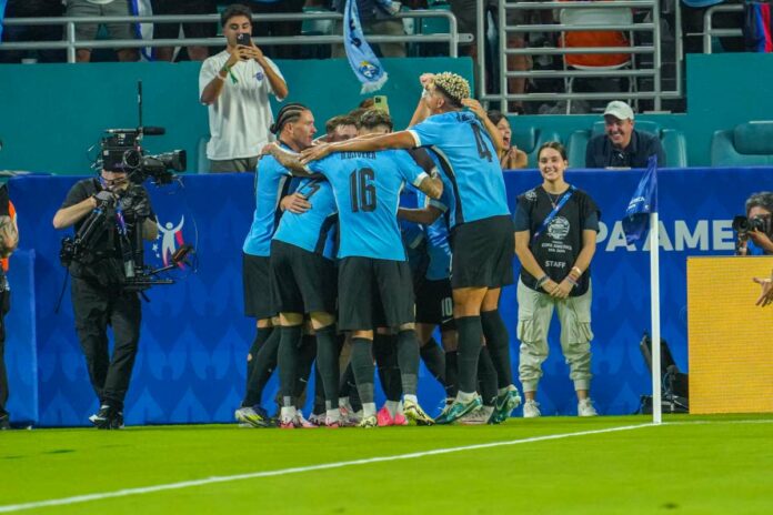 Football - Uruguay vs Panama