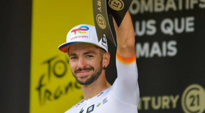 Turgis vince la tappa degli sterrati al Tour de France