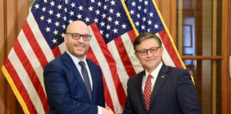 Usa, Fontana incontra speaker Johnson