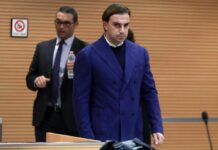 Giacomo Bozzoli arrestato nella sua villa, era nascosto nel cassone del letto