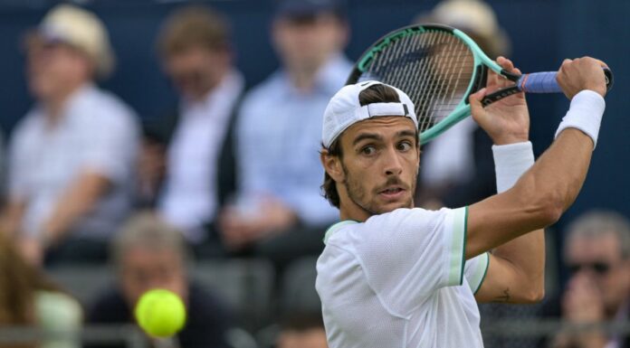 Musetti sconfitto in semifinale da Djokovic a Wimbledon