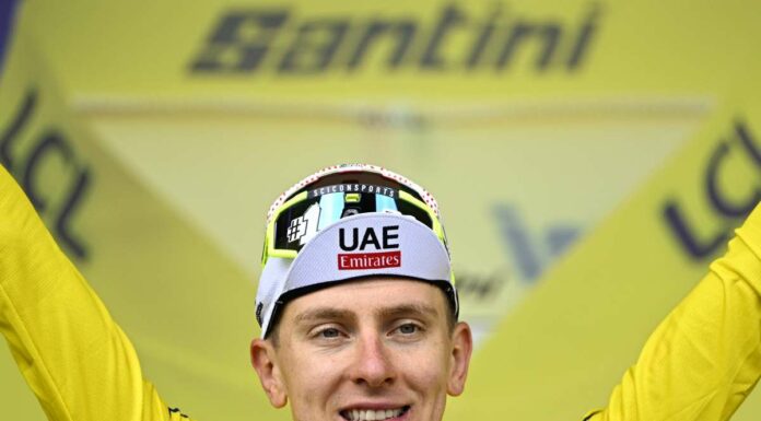 Pogacar vince per distacco la 14^ tappa del Tour