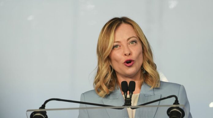 Meloni “Impegno per Bagnoli, le cose possono cambiare”