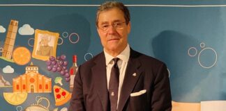 Andrea Rinaldo candidato alla presidenza World Rugby