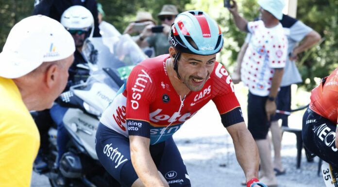 A Campenaerts la 18esima tappa del Tour, Pogacar sempre leader