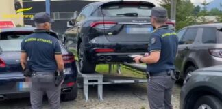 Varese, operazione Easy Car. 2 arrestati e sequestrati 7,6 mln