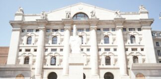 Borsa, bene Milano in apertura di settimana. Ftse Mib a +0,68%