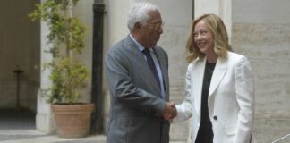 ميلوني تبحث مع رئيس المجلس الأوروبي الأولويات والسيناريوهات الدولية