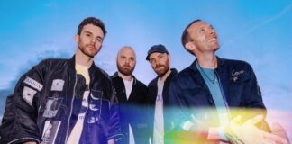 Coldplay, online il lyric video “feelslikeimfallinginlove”