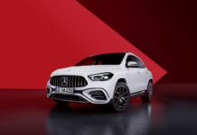 Mercedes-Benz GLA ora anche per chi ha fretta di attaccarsi alla spina