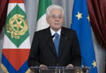 Mattarella “Gli atti contro la libera informazione sono eversivi”