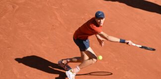 Niente Parigi per una tonsillite, Sinner “Sono amareggiato”