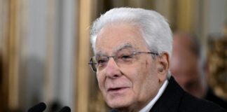 Mattarella fa visita agli azzurri “Per voi l’affetto dell’Italia”