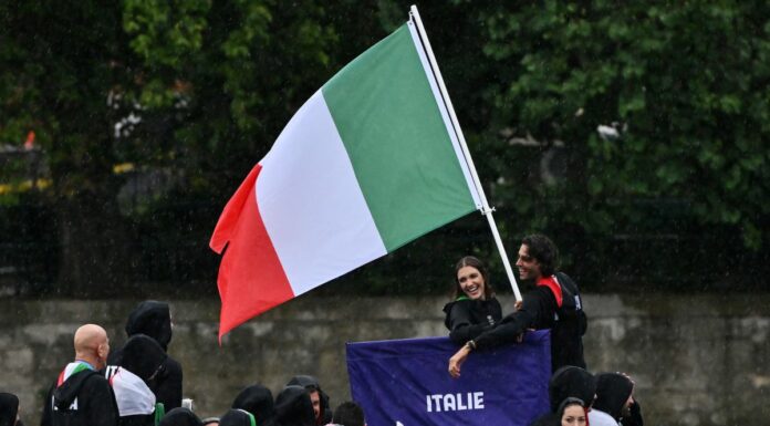 L’Italia sfila sulla Senna, Tamberi “Una figata”, Errigo “Stupendo”
