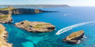 Malta, sea surface temperatures that have risen above average
