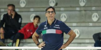 Setterosa ko all’esordio, la Francia vince 9-8