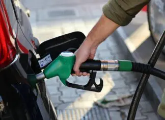Carburanti, sulle vacanze un aggravio di 1,8 miliardi di euro