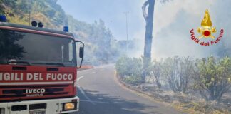 حريق ضخم في روما و إخلاء مكاتب راي