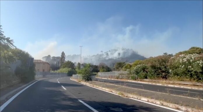 Incendio Roma, Gualtieri “Ipotesi rogo partito da accampamento abusivo”