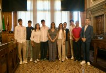 La presidente del Consiglio Damiano premia i neo diplomati con cento