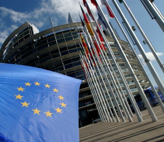 Al via la plenaria del Parlamento europeo a Strasburgo, mercoledì il discorso di von der Leyen sullo stato dell’Unione