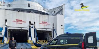 Sbarca dal traghetto a Olbia con 3 kg di cocaina, Arrestato 45enne