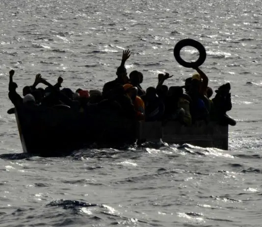 Morti 17 migranti a largo di Creta
