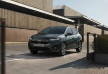 A luglio Dacia sale sul terzo gradino del podio assoluto italiano