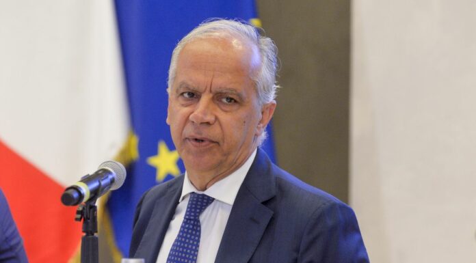 Immigrazione, Piantedosi “Sbarchi in calo del 63% rispetto al 2023”