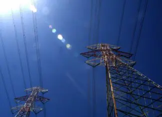 Caro energia, per Confcommercio le imprese del terziario rischiano 150 milioni al mese di rincari
