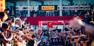 Con la nuova Pirelli SC0, Razgatlioglu fa sua gara 1 gp Portogallo