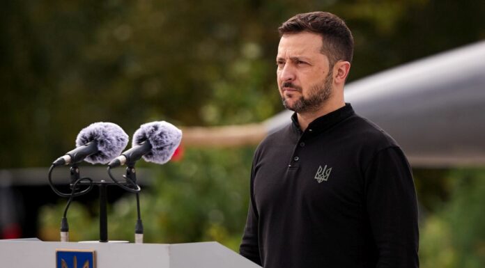 Zelensky “Incendio a Zaporizhzhia, radiazioni nella norma”