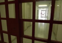 Tensioni in carcere a Torino, feriti poliziotti penitenziari a Biella