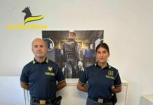 Como, sequestrati 121 cellulari a passeggero proveniente dalla Svizzera