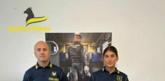 Como, sequestrati 121 cellulari a passeggero proveniente dalla Svizzera