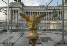 Roma, al Vittoriano tornano a splendere il pennone e la Vittoria Alata