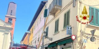 Incendio in abitazione nel Pisano, muore una bambina