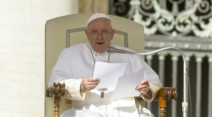 Papa “Il Libano è e deve restare un progetto di pace”