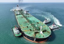 Libia, stop esportazioni petrolio e prezzo globale in rialzo del 3%