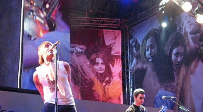 Gli Oasis tornano insieme dopo 15 anni, tour mondiale nel 2025