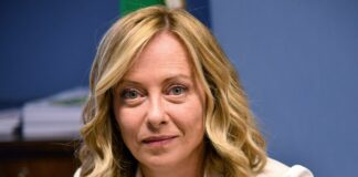 Meloni a Palazzo Chigi “Rieccomi, pronta a proseguire il mio lavoro”