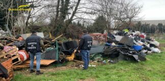 Sequestrate 3.100 tonnellate di rifiuti misti in Brianza, 4 denunciati