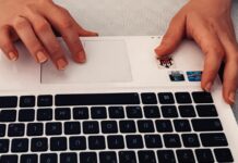 Giovani ottimisti sull’Intelligenza Artificiale Generativa