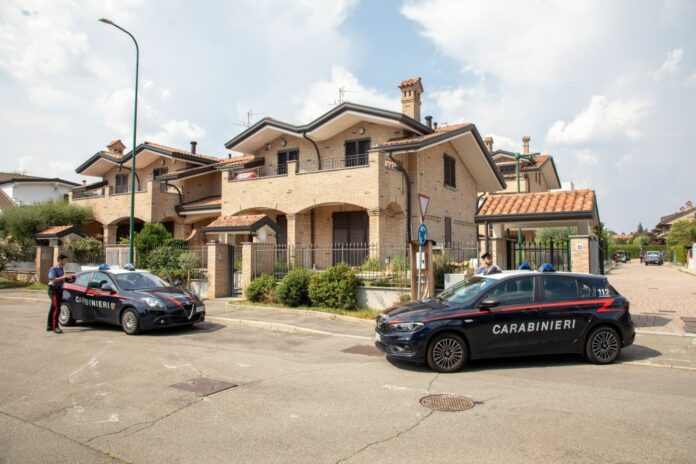 PADERNO DUGNANO - A 17 anni stermina la famiglia, padre, madre e fratellino.
